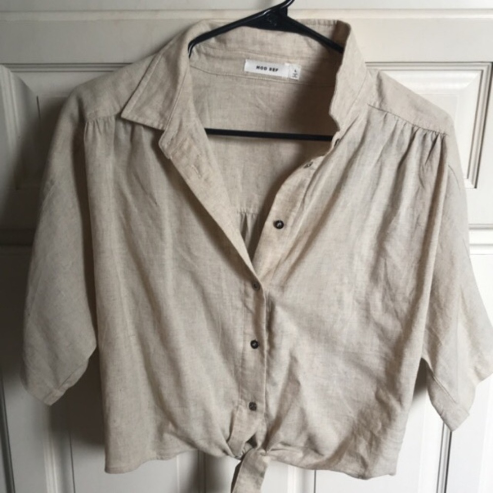 Mod Ref Linen Crop Top with elastic back